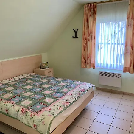 Vakantiehuis 6 Pers Bij Spaarbekken Holiday home *